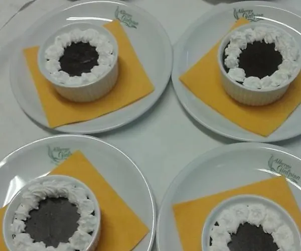 מלון Gialpina Viserba Di Rimini